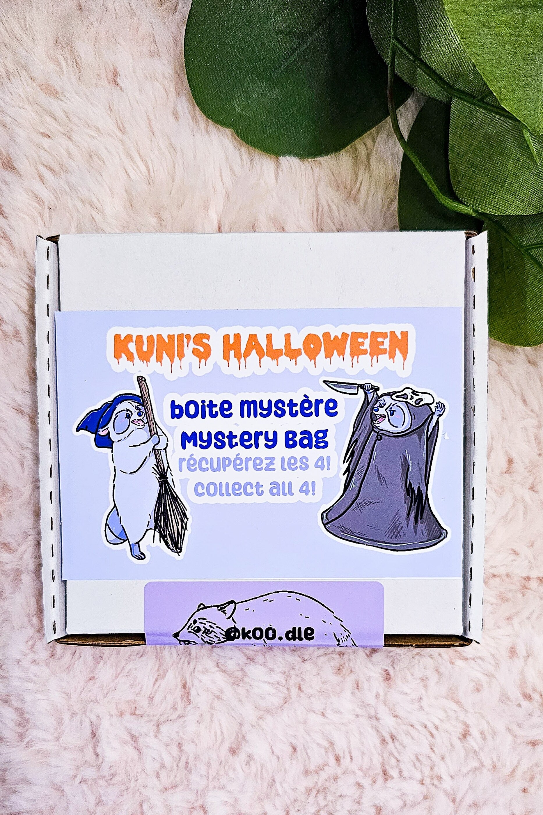 MYSTERY BAG Kuni the Raccoon Spooky Horror Iridescent Keychain Mystery Box/Keychain/Bag Charm - Koodle